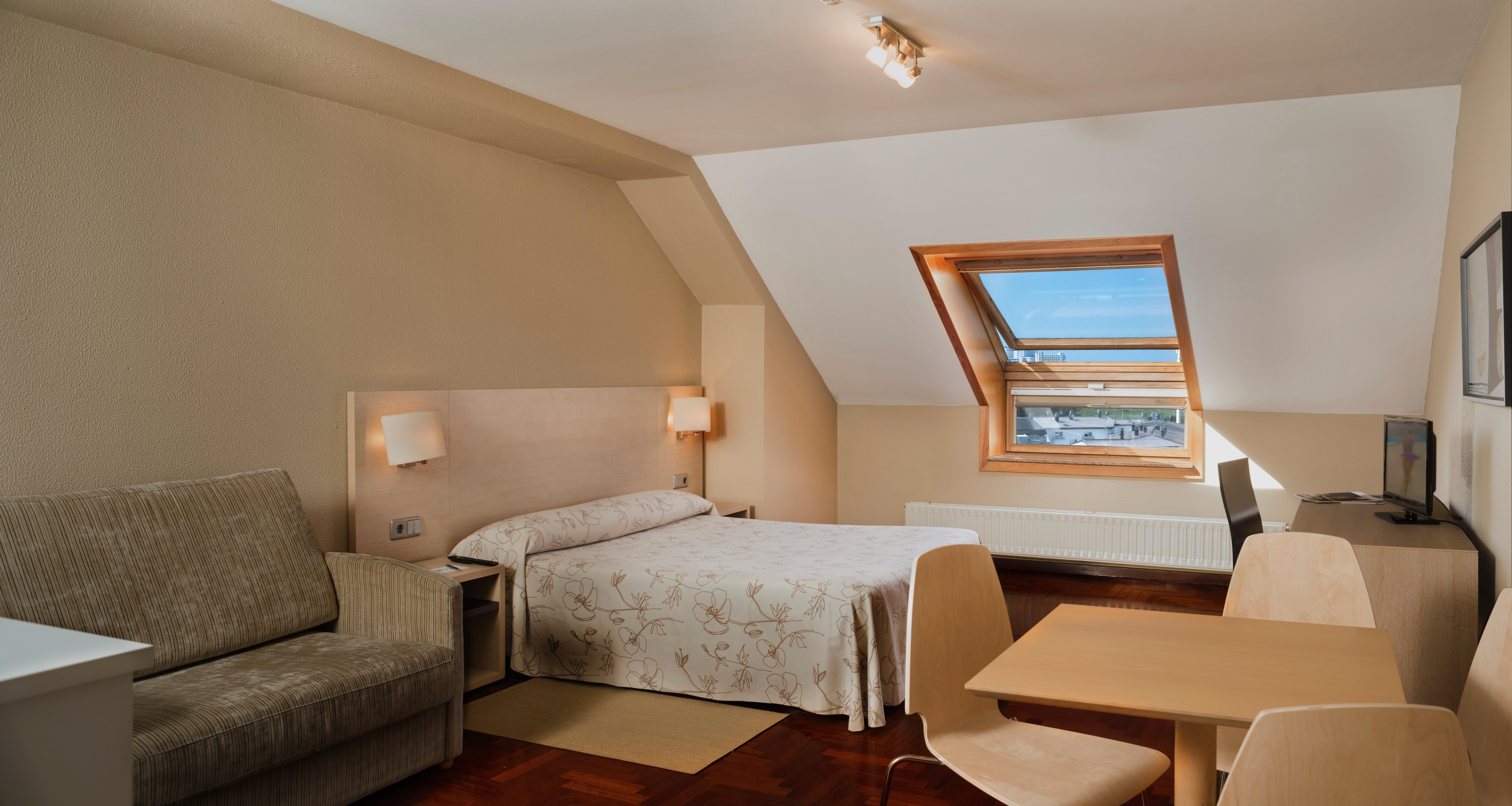 Apartamentos Portazgo A Coruña Exteriör bild