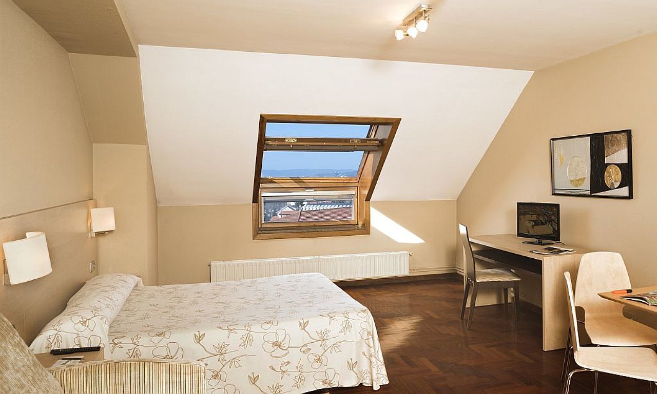 Apartamentos Portazgo A Coruña Exteriör bild
